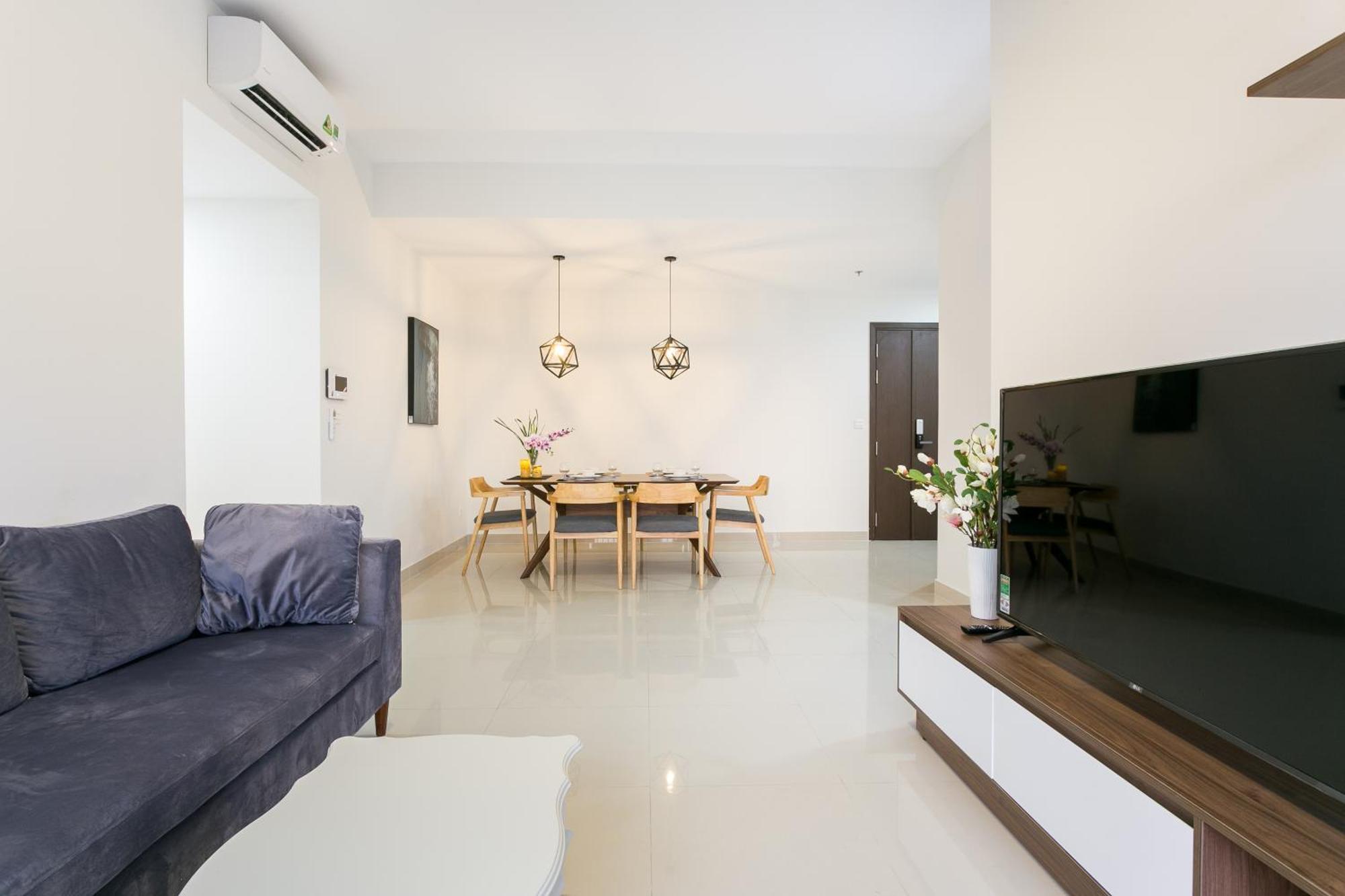 Central Business District Rivergate Apartment - Free Pickup & Pool ホーチミン市 エクステリア 写真