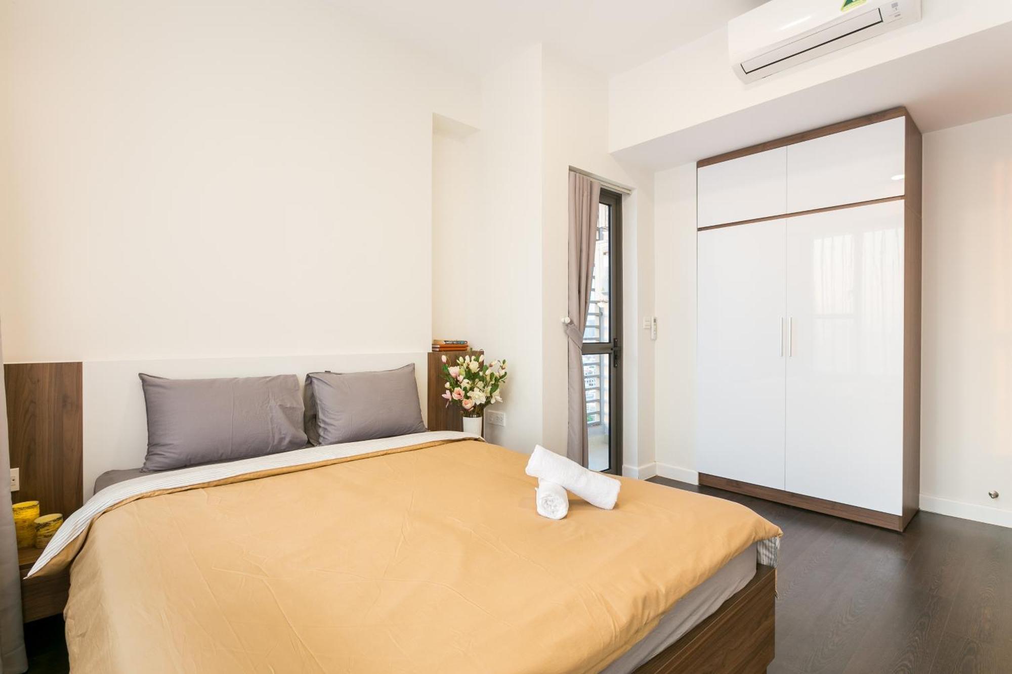 Central Business District Rivergate Apartment - Free Pickup & Pool ホーチミン市 エクステリア 写真
