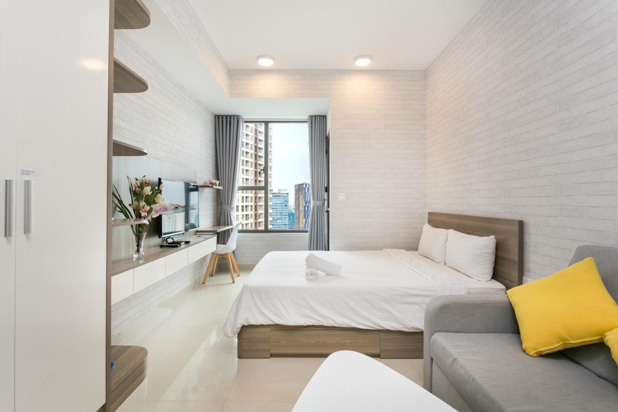 Central Business District Rivergate Apartment - Free Pickup & Pool ホーチミン市 エクステリア 写真