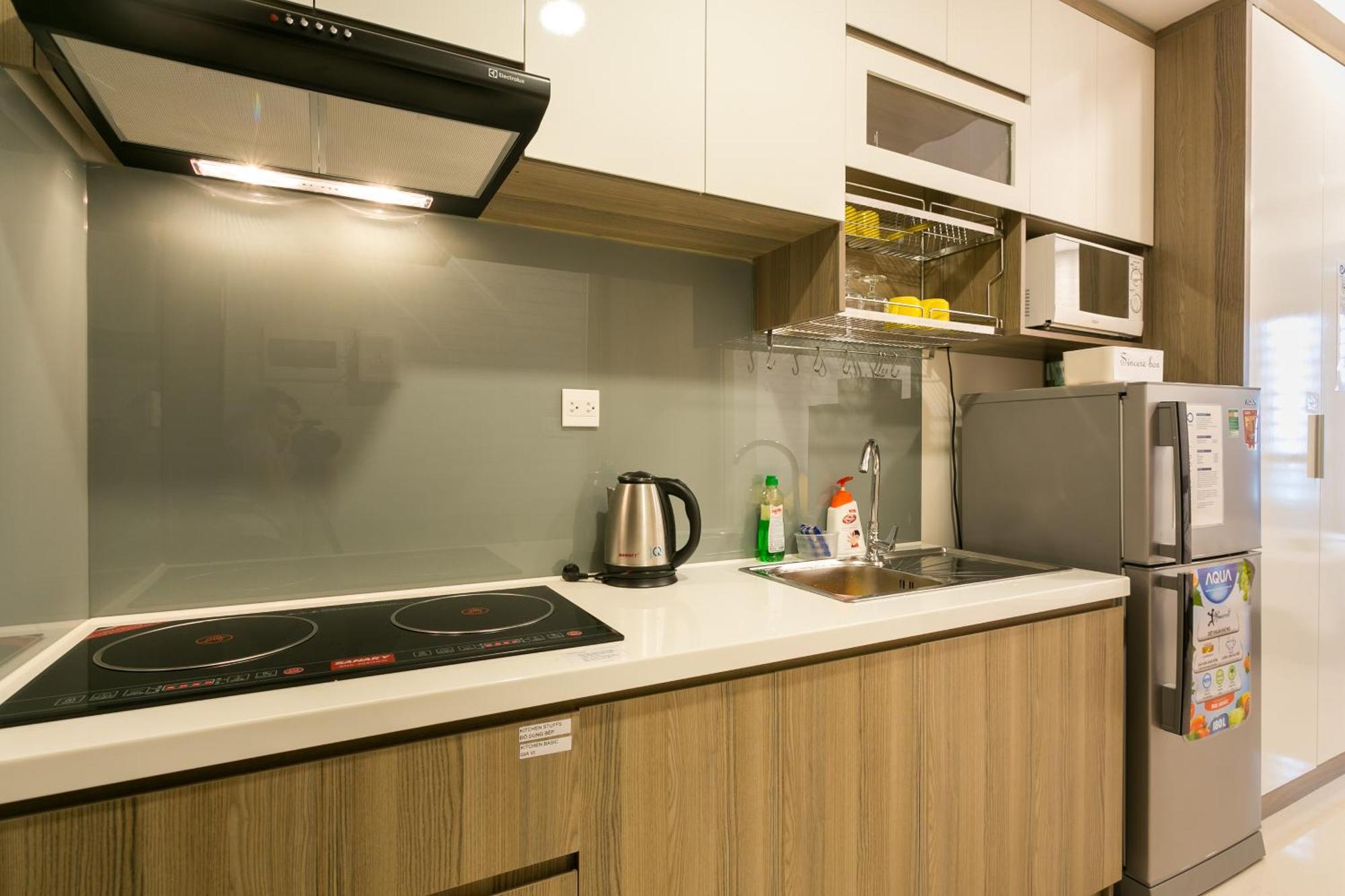 Central Business District Rivergate Apartment - Free Pickup & Pool ホーチミン市 エクステリア 写真
